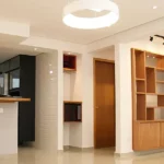 Reforma com ampliação da sala e mobiliário
